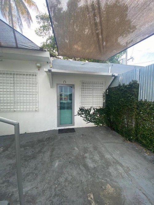Calle Hollanda 3 Bedroom Home - image 5