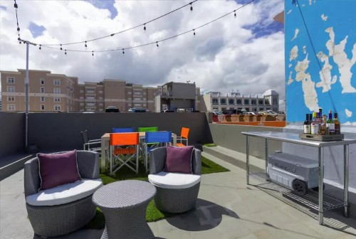 315 Recinto Sur Old San Juan - image 5