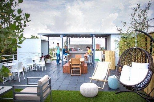 Nomada Urban Beach Hostel - image 24
