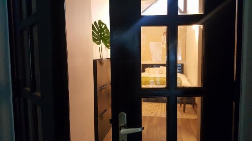 Cozy Beach Apartment - image 24