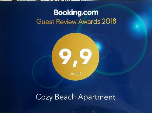 Cozy Beach Apartment - image 34