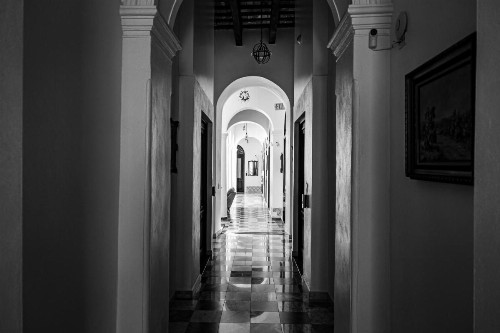 352 Guest House - image 11