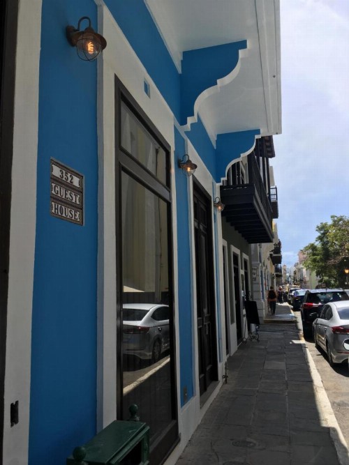 352 Guest House - image 33
