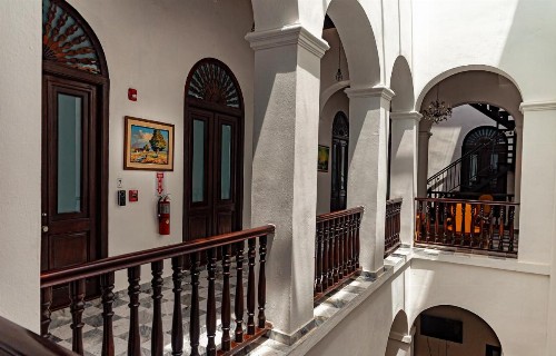 352 Guest House - image 39