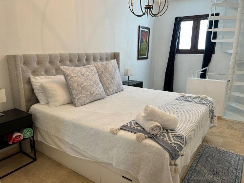 Roof Top Apt Unit 6 for 2 Guests AMAZING Views Old San Juan - image 14