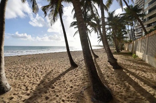 Galicia by the Sea BEACH POOL Studio Cabana APARTMENT FOR 2 in CONDADO - image 21