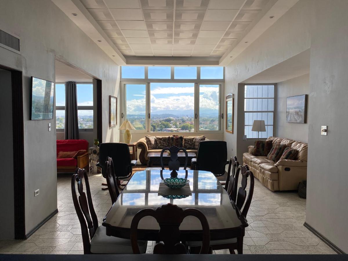 In the Heart of it All! Two-Bedroom Condo in Guaynabo - main image