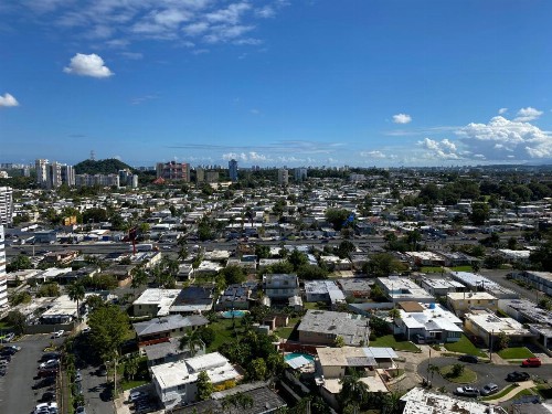 In the Heart of it All! Two-Bedroom Condo in Guaynabo - image 5