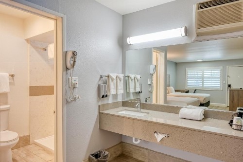 Vagabond Inn San Luis Obispo - image 26