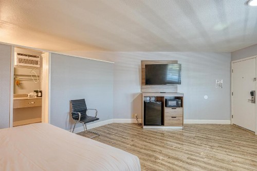 Vagabond Inn San Luis Obispo - image 37