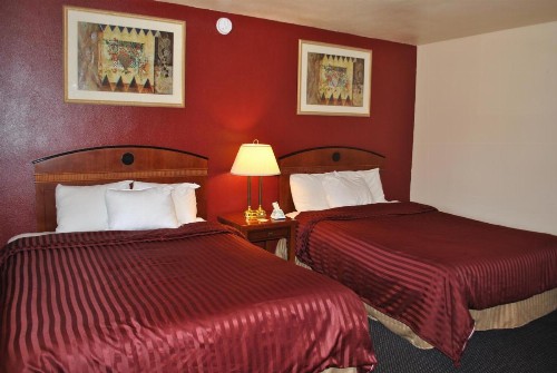 Budget Inn - image 2
