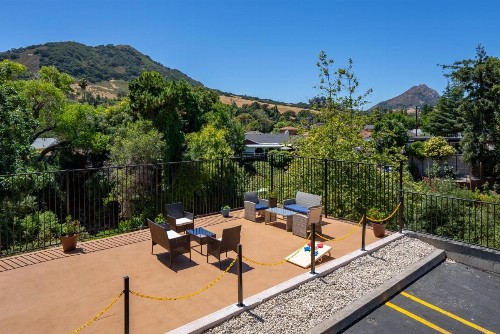 DOWNTOWN SLO INN - SAN LUIS OBISPO - image 27