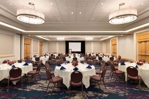 Embassy Suites San Luis Obispo - image 18