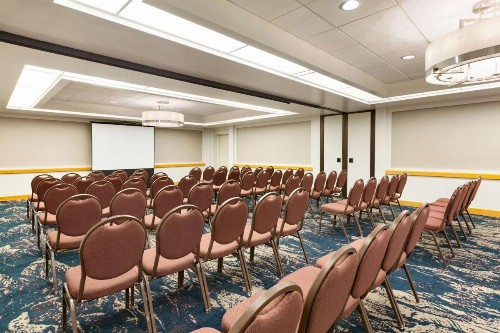 Embassy Suites San Luis Obispo - image 22