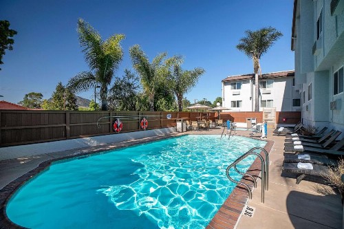 The Kinney San Luis Obispo Tapestry Collection by Hilton - image 14