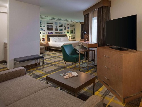 The Kinney San Luis Obispo Tapestry Collection by Hilton - image 37