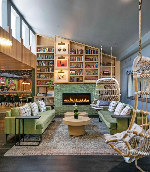 The Kinney San Luis Obispo Tapestry Collection by Hilton - image 9