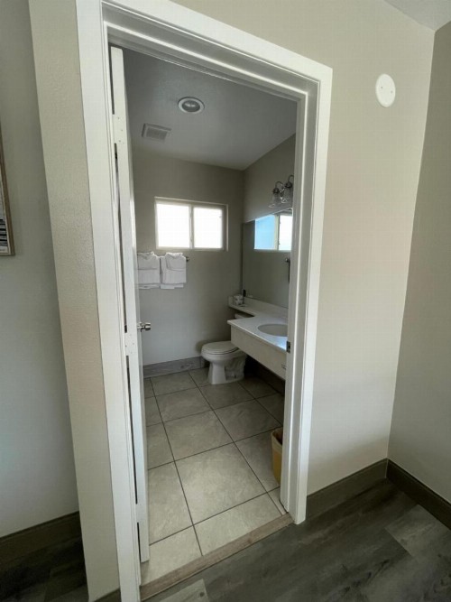 University Inn at San Luis Obispo - image 16