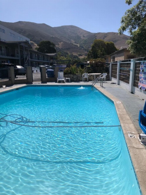 University Inn at San Luis Obispo - image 23