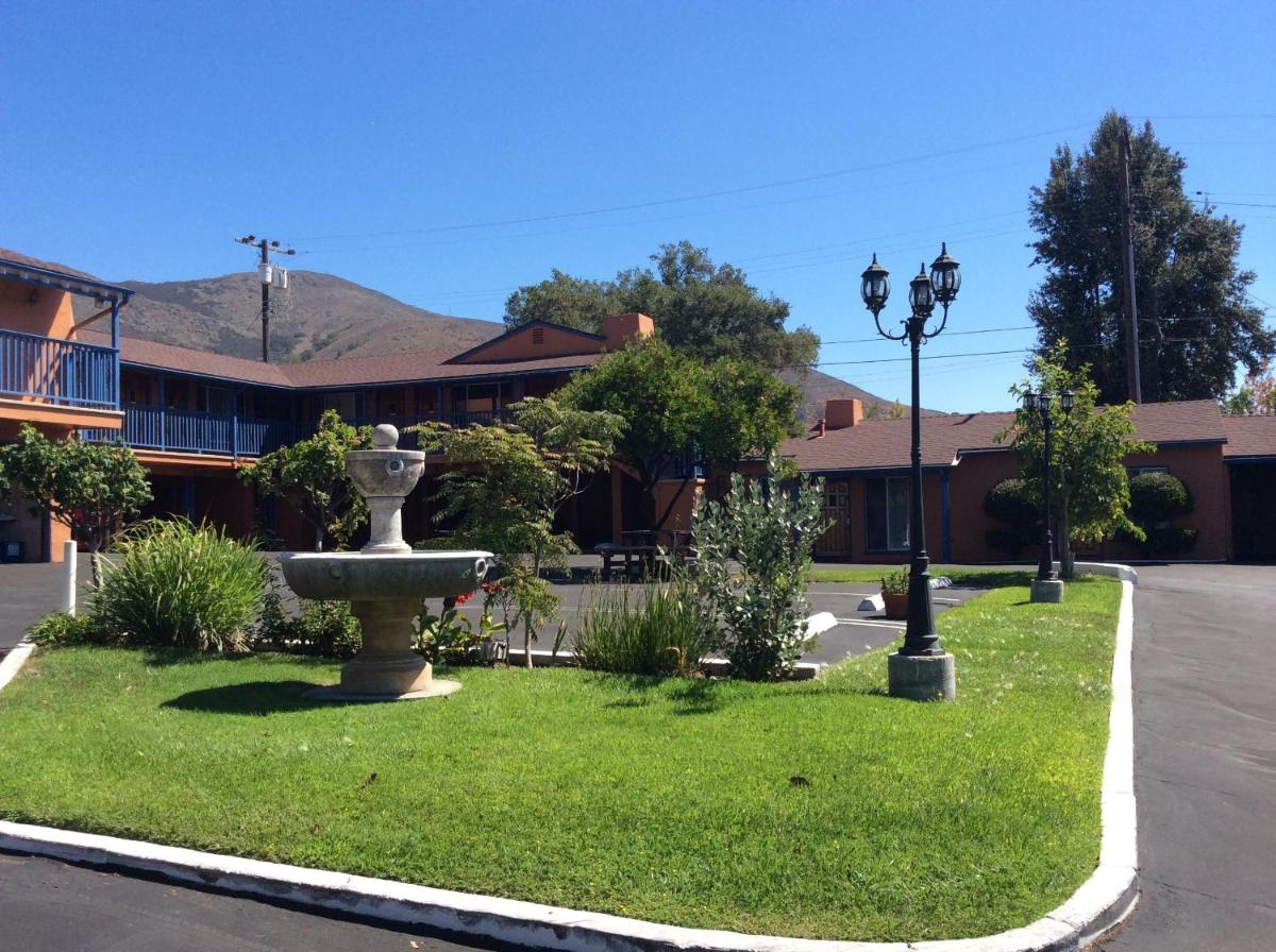 Los Padres Inn - image 4
