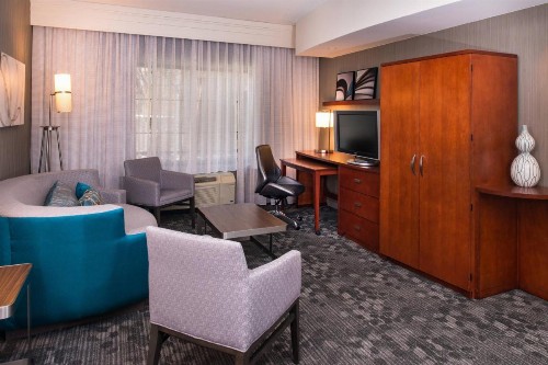 Courtyard by Marriott San Luis Obispo - image 12