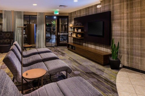 Courtyard by Marriott San Luis Obispo - image 25