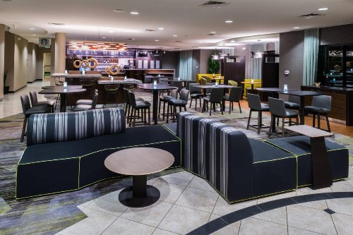 Courtyard by Marriott San Luis Obispo - image 4