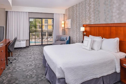 Courtyard by Marriott San Luis Obispo - image 7