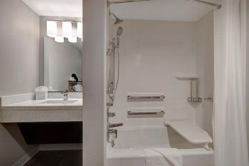 TownePlace Suites by Marriott San Luis Obispo - image 22