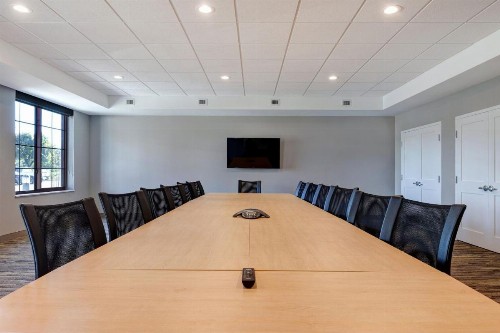 TownePlace Suites by Marriott San Luis Obispo - image 25