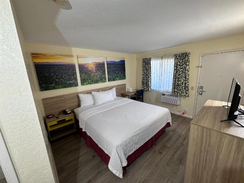 Days Inn by Wyndham San Marcos - image 13