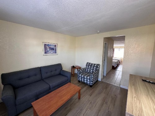 Days Inn by Wyndham San Marcos - image 16