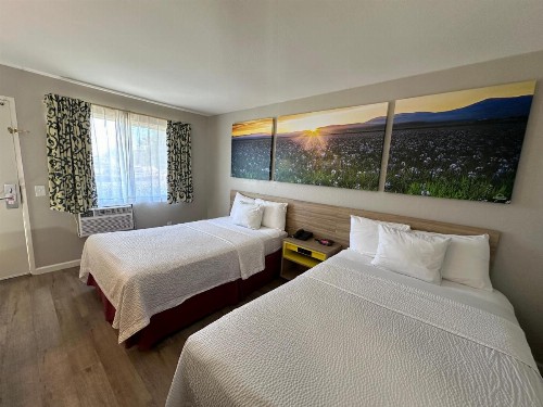 Days Inn by Wyndham San Marcos - image 7