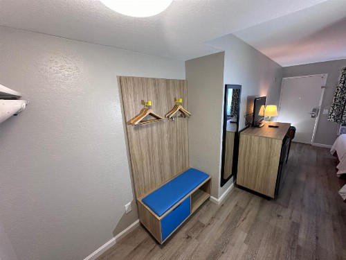 Days Inn by Wyndham San Marcos - image 8