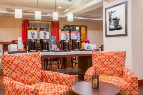 Hampton Inn San Marcos - image 17