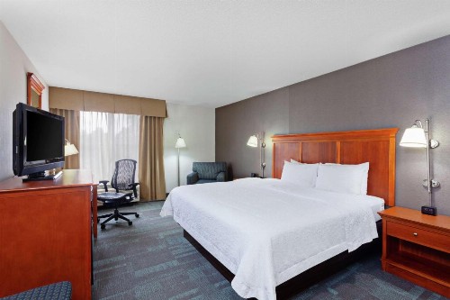 Hampton Inn San Marcos - image 20