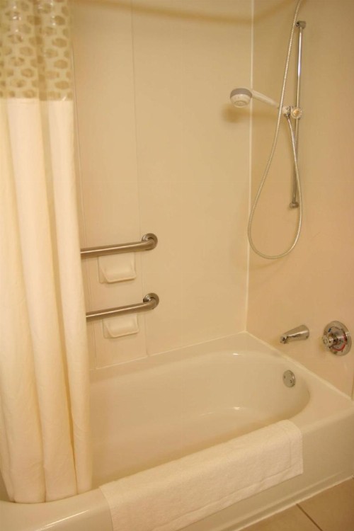 Hampton Inn San Marcos - image 28