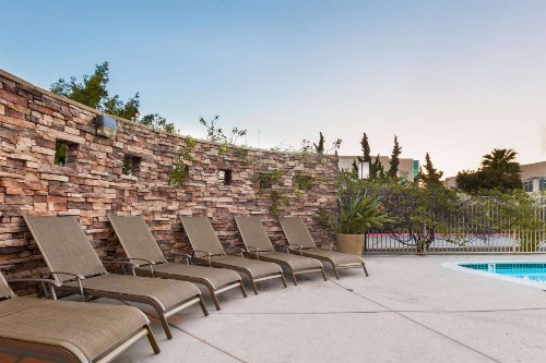 Hampton Inn San Marcos - image 9