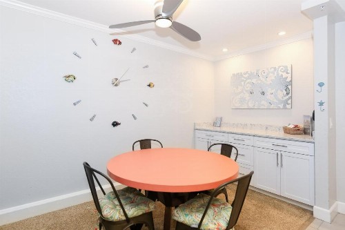 B209 - Beachside Getaway - image 44