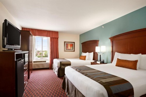 Wingate by Wyndham San Marcos - image 14