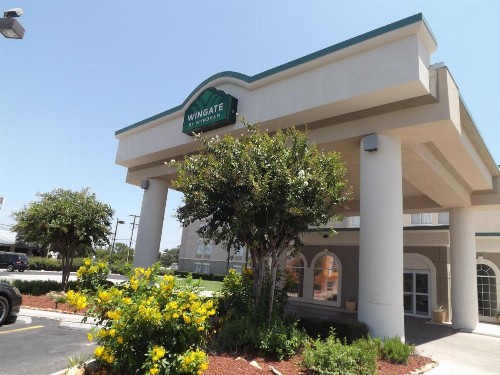 Wingate by Wyndham San Marcos - image 16