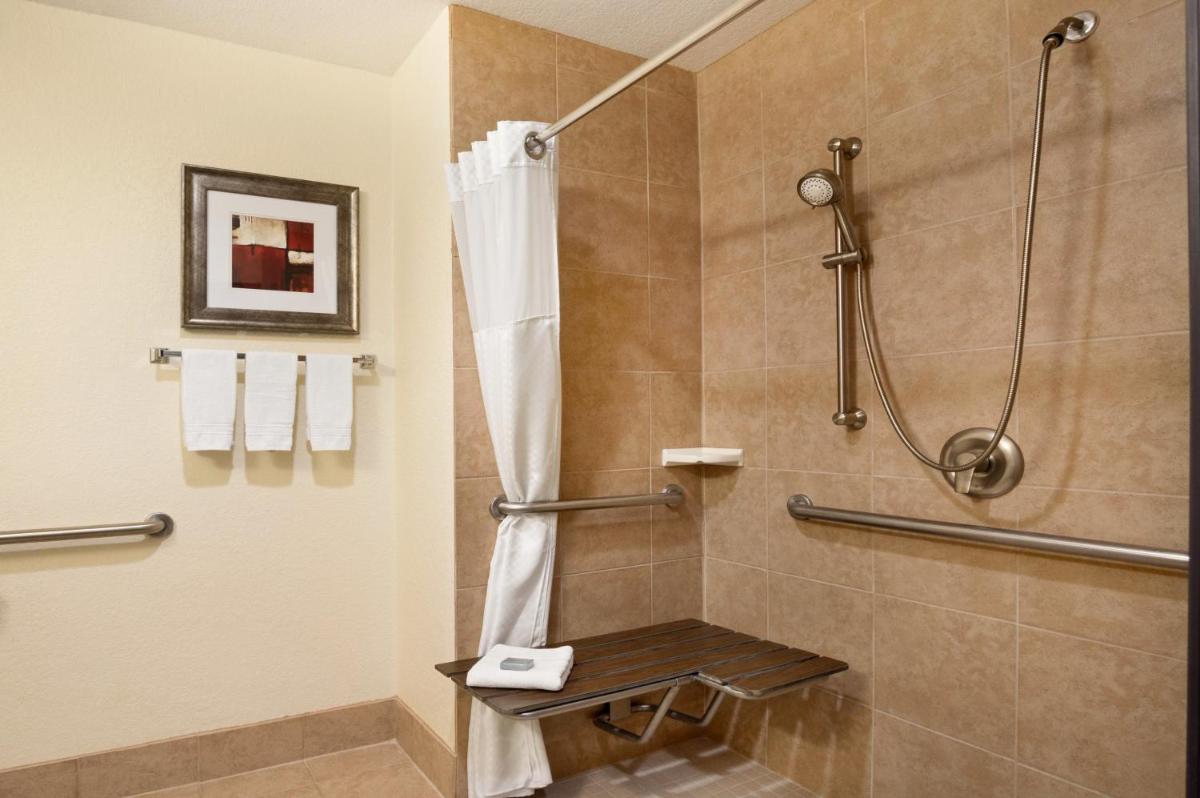 Wingate by Wyndham San Marcos - image 3