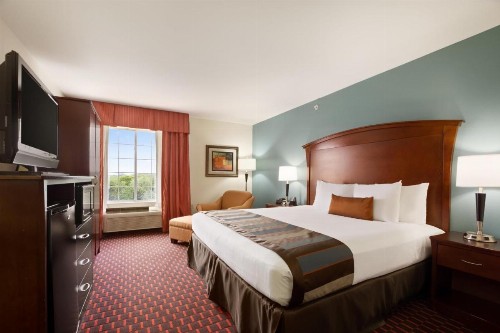 Wingate by Wyndham San Marcos - image 8