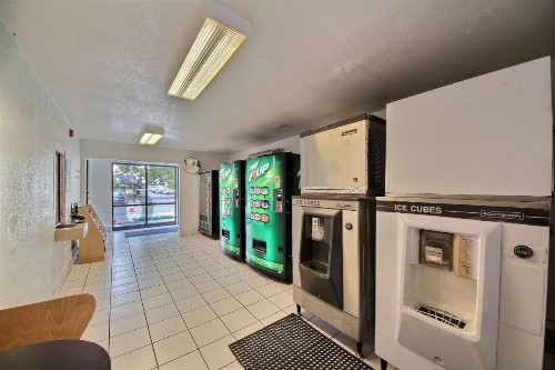 Motel 6-San Marcos TX - image 27