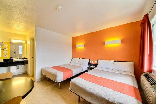 Motel 6-San Marcos TX - image 36