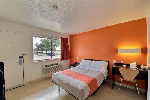 Motel 6-San Marcos TX - image 8