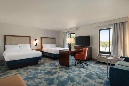Hampton Inn & Suites San Marcos - image 22