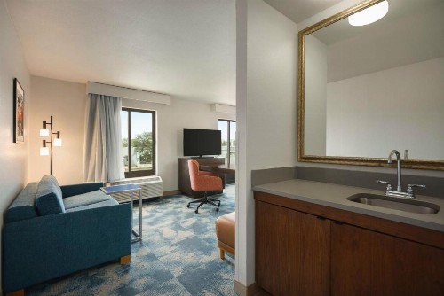 Hampton Inn & Suites San Marcos - image 34