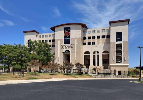 Howard Johnson by Wyndham San Marcos - image 23