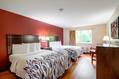 Red Roof Inn San Marcos - image 25